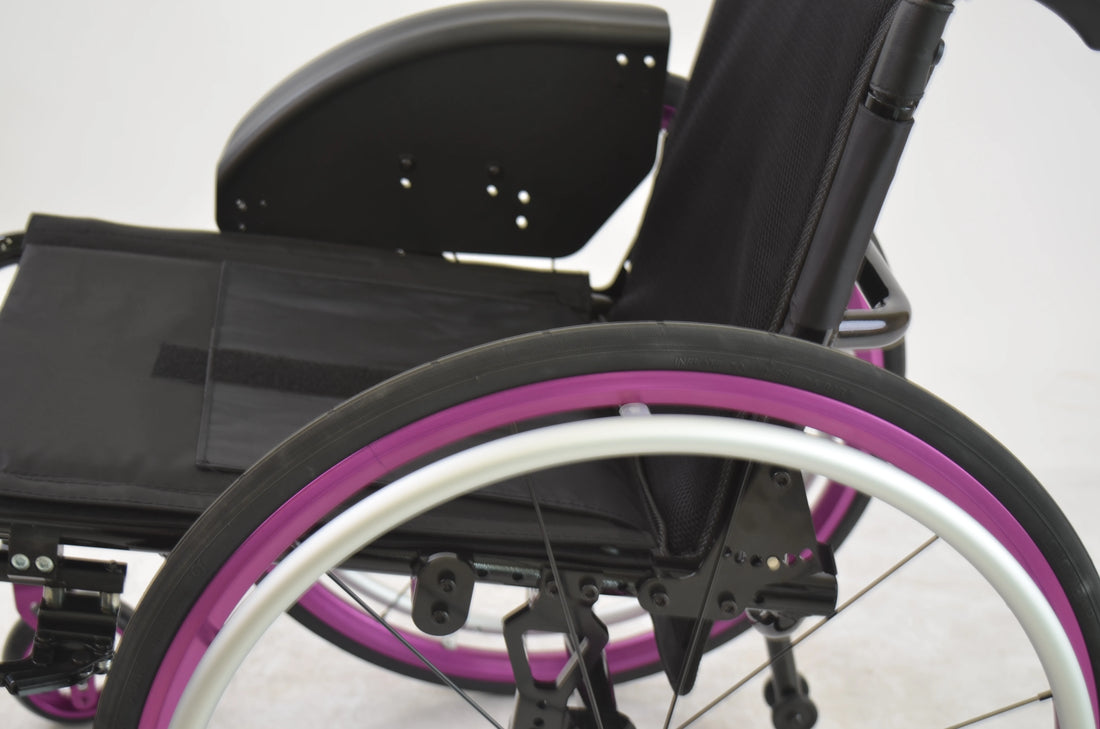 Lightweight Folding Manual Wheelchair with Adjustable Backrest