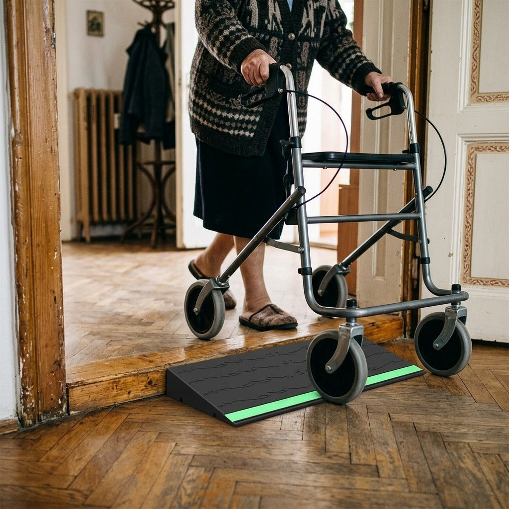 Csúszásgátló, sötétben világító küszöbrámpa - használat közben