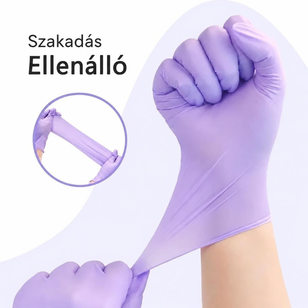 Lila gumikesztyű felhúzása és nyújtása, a tartósság bemutatása.