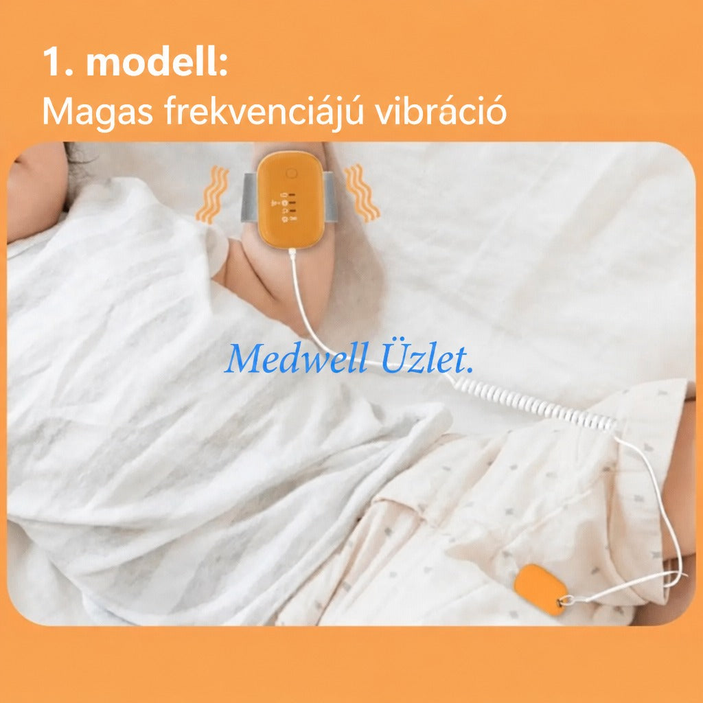 Vezetékes vizelésérzékelő riasztó egy alvó kisgyermek karján elhelyezve.