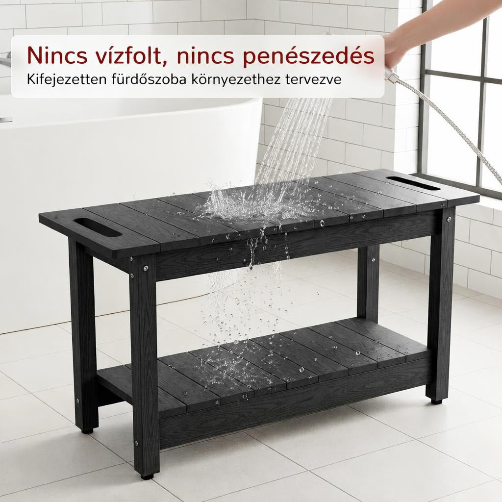 Vízálló fekete fürdőszobapad zuhannyal leöblítve egy fürdőszobában.