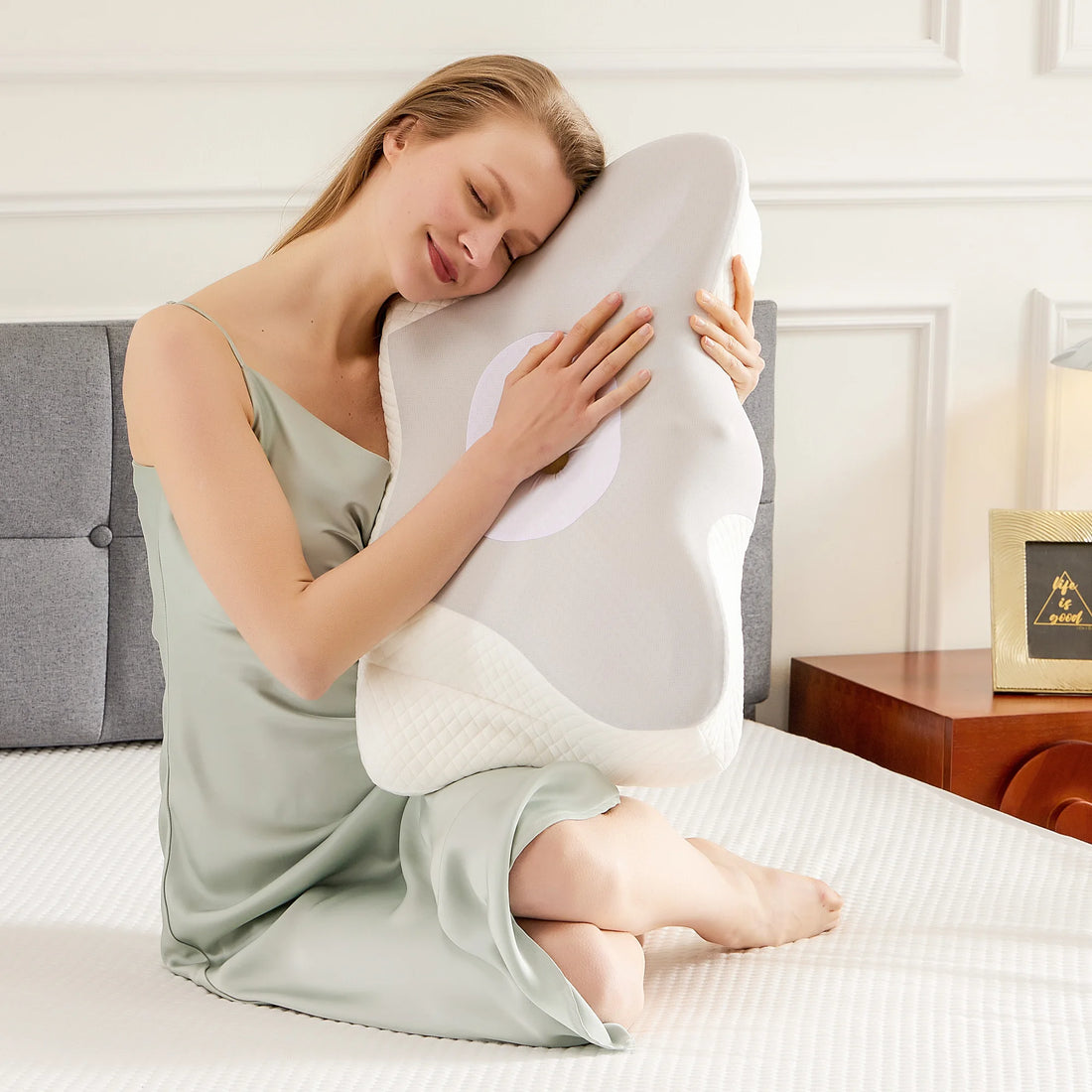 Queen Size Memory Foam Neck Pillow with Washable Cover
