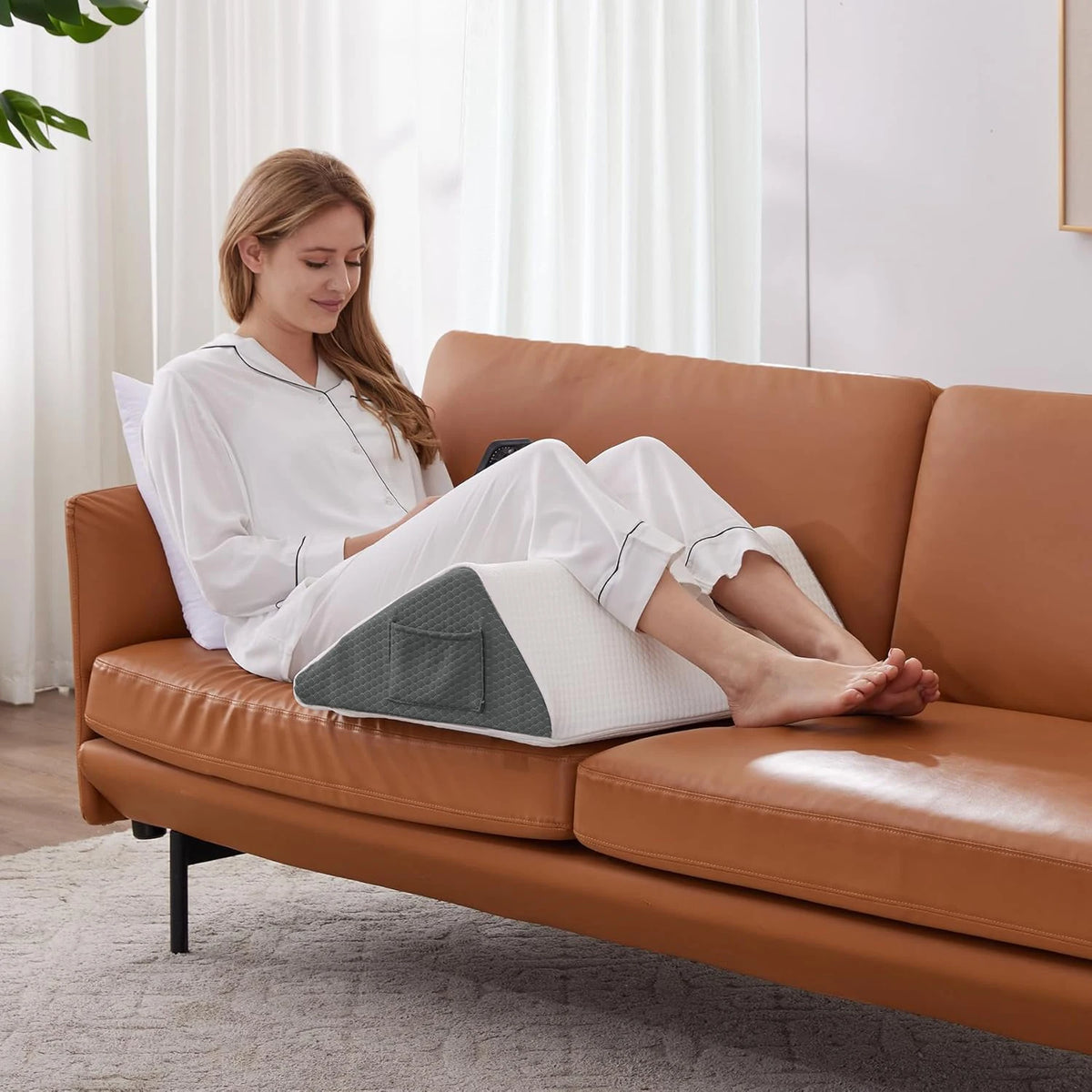 Memory Foam Knee Wedge Pillow