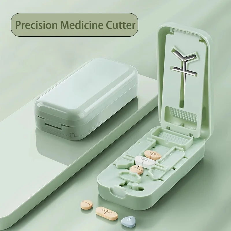 Pill Cutter with Centering Device and Safety Blade