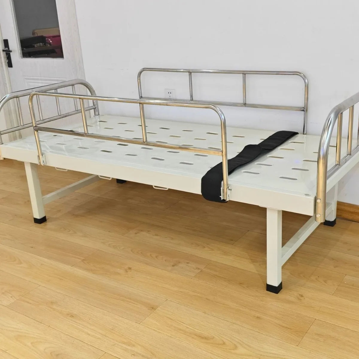 Medical Flat Bed for Clinics and Hospitals