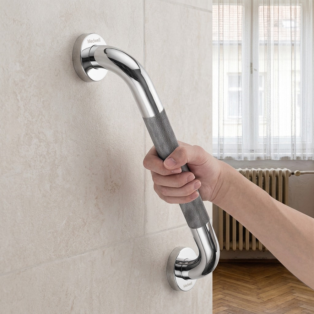 Fürdőszobai kapaszkodó - használat közben