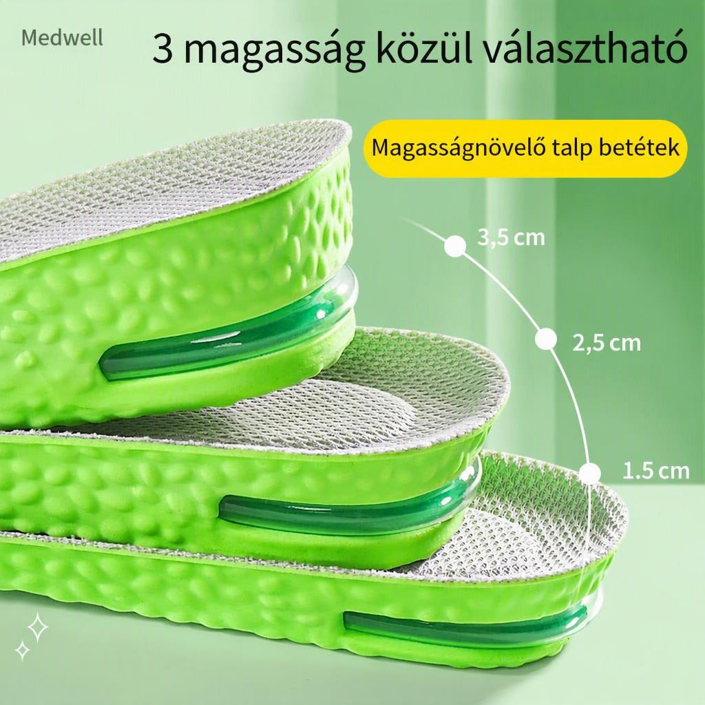 Három különböző magasságú zöld sarokemelő talpbetét 1,5 cm, 2,5 cm és 3,5 cm méretben.