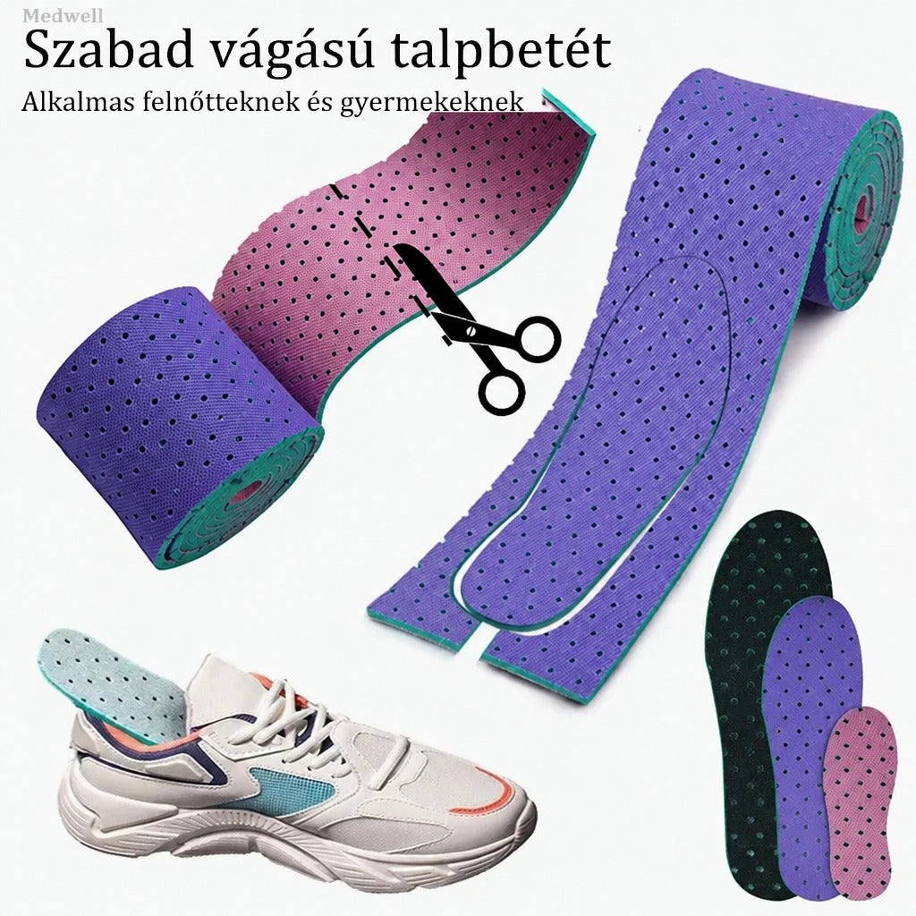 Méretre vágható, perforált talpbetét tekercs és különböző méretű talpbetétek sportcipővel.