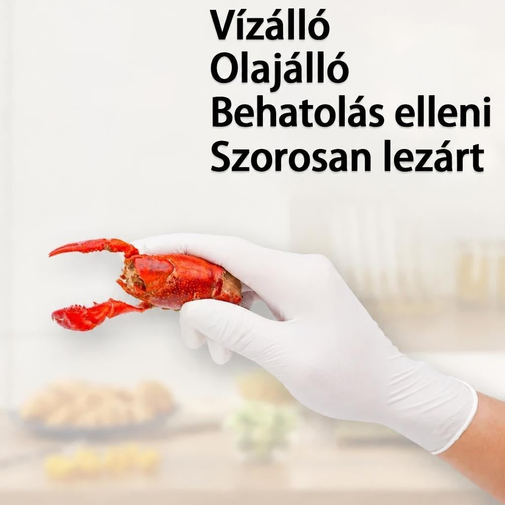 Fehér gumikesztyűt viselő kéz, amely egy rákot tart a konyhában.