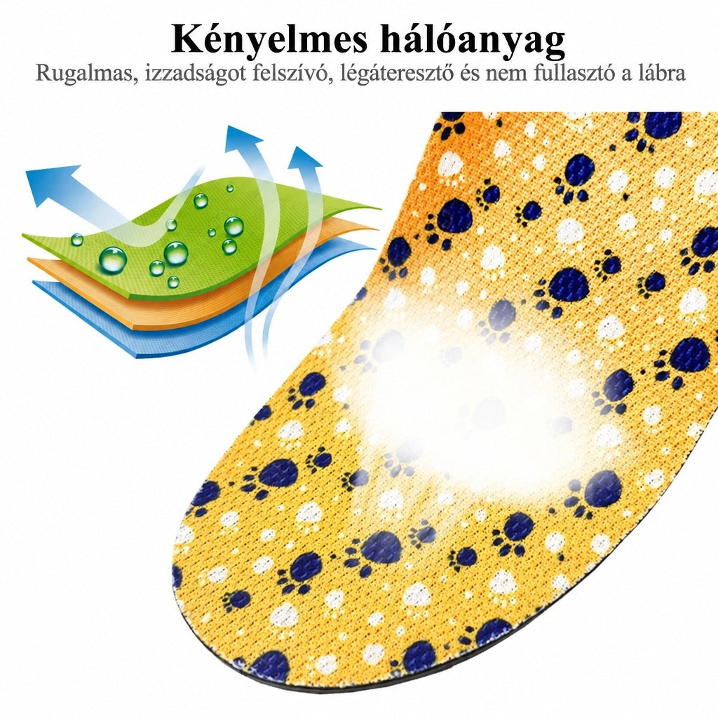 Légáteresztő hálóanyagú talpbetét kutyamintával és réteges szerkezettel.